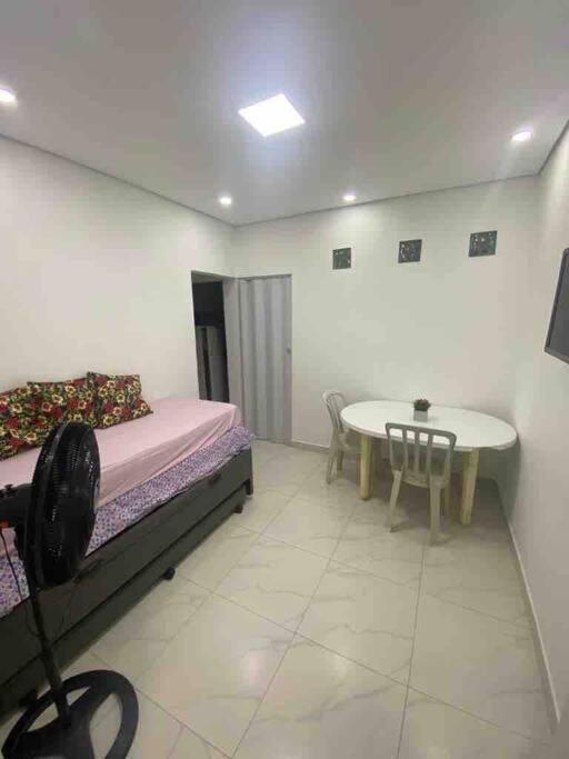 Lindo Ao Lado Da Com Garagem * Praia Grande (Santos)